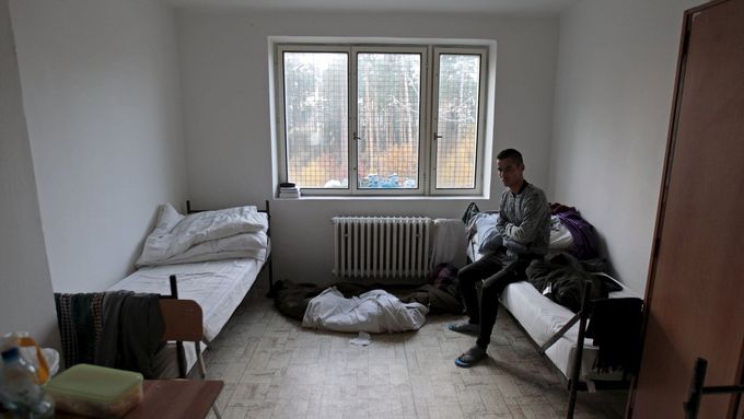 V uprchlickém táboře v Bělé-Jezové přebývá jen několik cizinců. Kapacita je přitom 700 míst.