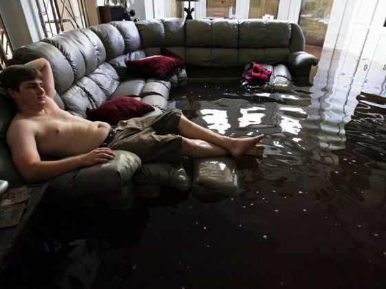 Hurikán Katrina: Hurikán v obýváku