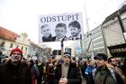 Co čeká Slovensko? Fico vší silou odvrací hrozbu pádu, zemi ale pravděpodobně čekají předčasné volby