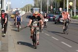 Lidé po celém světě i v Holešovicích si totiž 19. dubna připomněli "Bicycle Day".