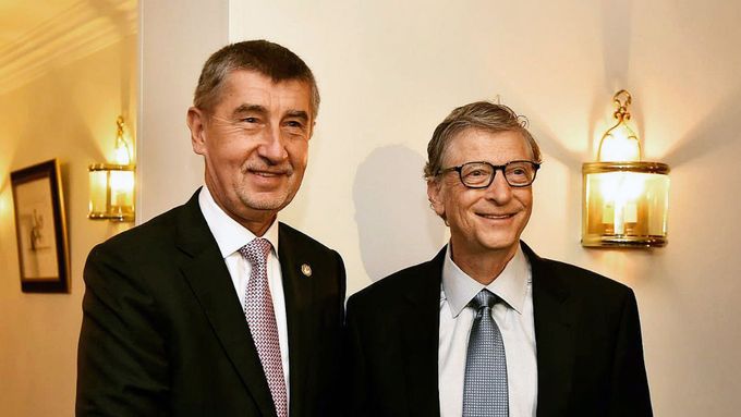 V Bruselu se Andrej Babiš sešel s miliardářem a filantropem Billem Gatesem, světovou celebritou, a jednali spolu o pomoci Africe.