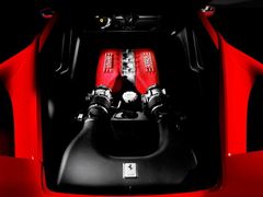 Nejlepší vysokovýkonný motor najdete v útrobách Ferrari 458 Italia