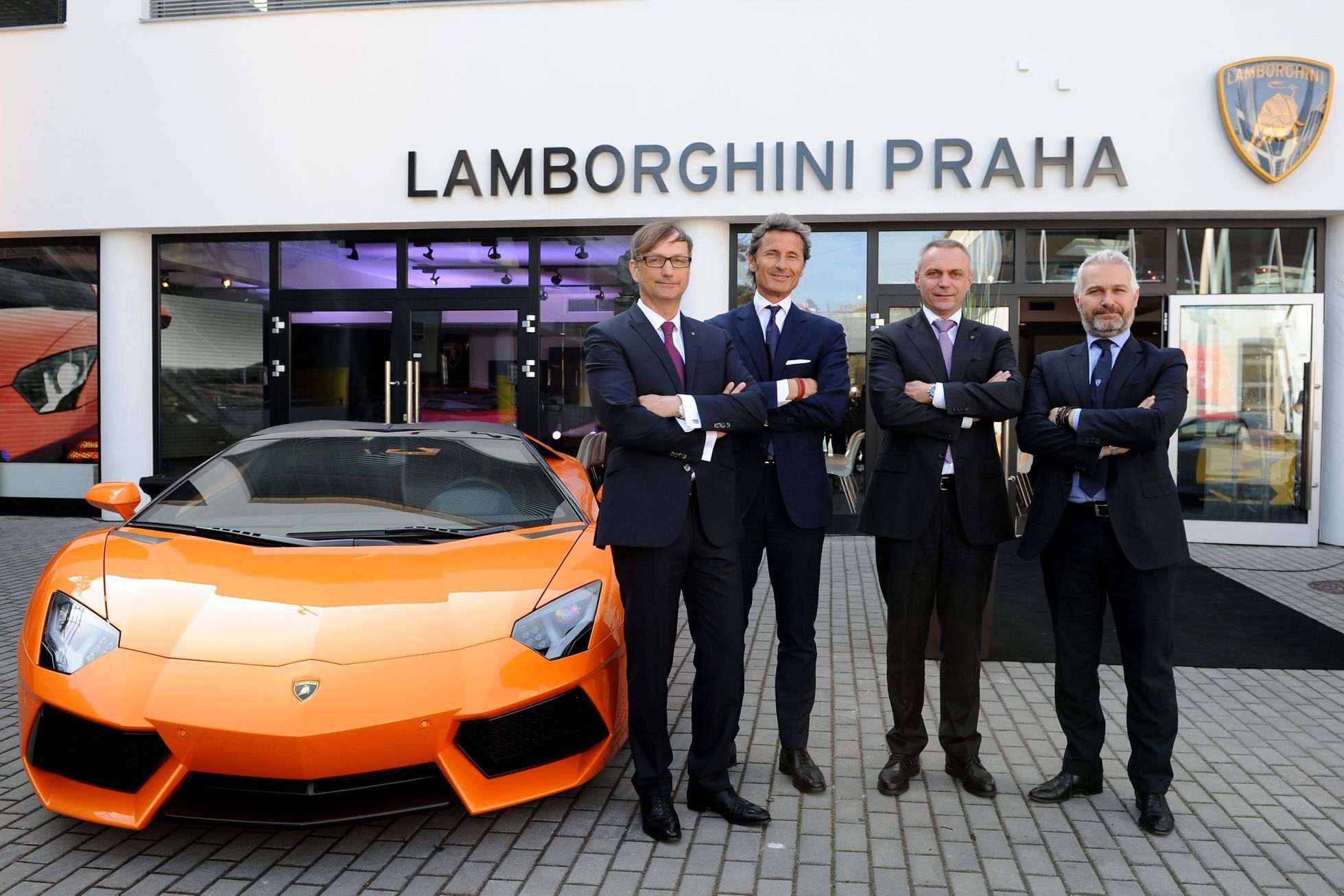 Lamborghini Praha - vchod