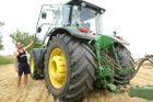 Reportáž psaná na traktoru: Prohra plechové kavalérie