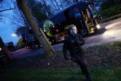 Němci po útoku na fotbalisty Dortmundu zadrželi podezřelého německého Rusa, jednal prý z chamtivosti