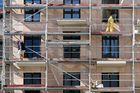 Dvě třetiny stavebních firem pociťují nedostatek pracovníků