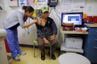 Epidemie chřipky: Newyorským lékárnám došly vakcíny