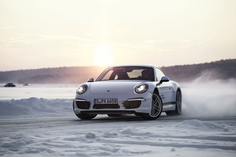 Porsche 911 4