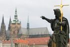 Silvestr v Praze bude bídný, horské hotely čekají žně