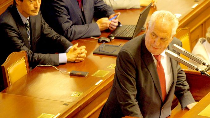 Miloš Zeman při minulé návštěvě Sněmovny.