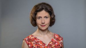 Martha Issová (38)