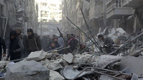 V Aleppu je uvězněno 85 tisíc dětí. Je to zločin a peklo na zemi, říká humanitární pracovnice