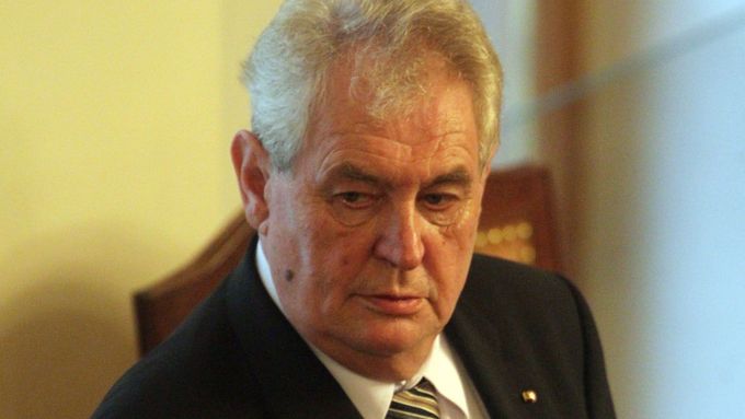 Miloš Zeman před poslanci.