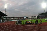 Nově zrekonstruovaný stadion ve Vítkovicích, kde bude brzy hrát ligu i Baník, hostil první velkou akci. Usain Bolt se sice omluvil, i tak byla ale letošní Zlatá tretra nejlepší ze všech. A zářili na ní i Češi.