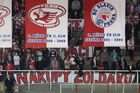 VIDEO Slavia vrací Spartě direkt: Nás si za rubly nekoupíte!