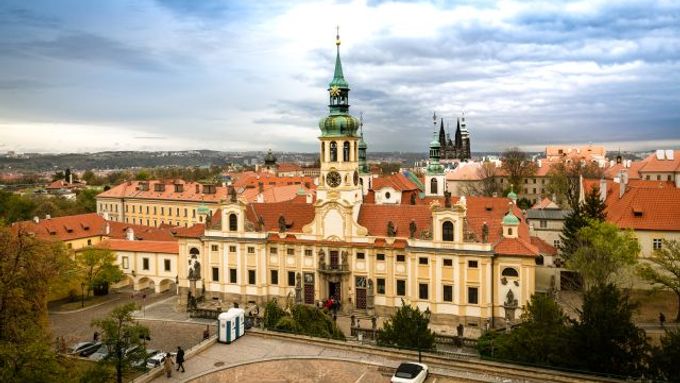 Zvonohra na pražské Loretě na Hradčanech je sestavena tak, aby se melodie mohly měnit snadno