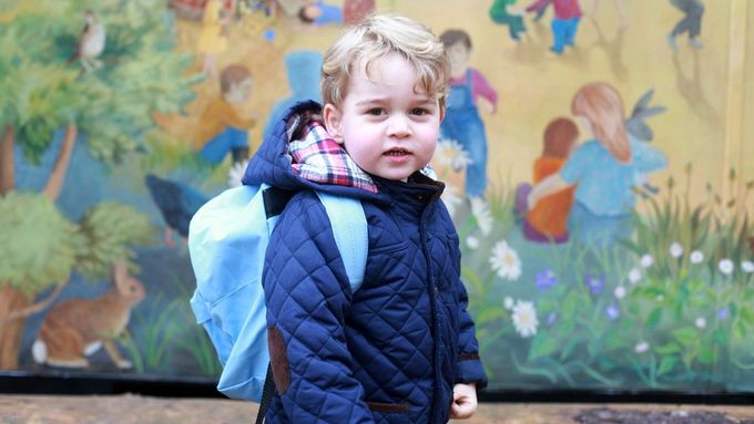 Princ George jde poprvé do školky.