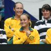 Fed Cup, Česko - Austrálie: Samantha Stosurová (druhá řada vlevo)