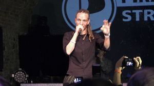Ivan Bartoš (37)