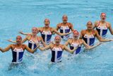 Půvab předvedly v Aquatics Centre britské synchronizované plavkyně.