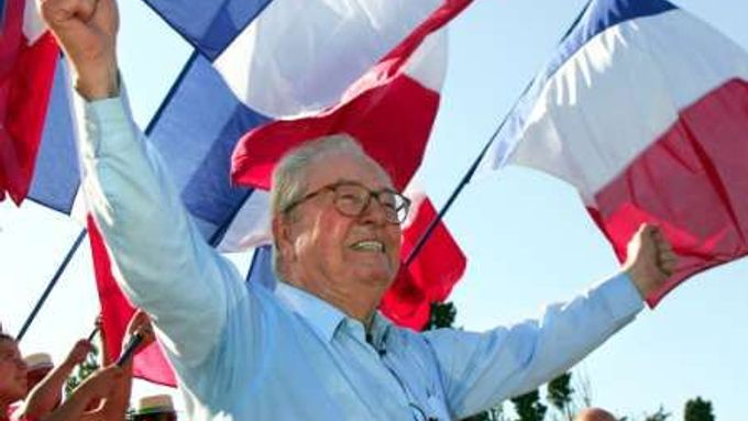 Jean-Marie Le Pen zahájil šestou prezidentskou kampaň.