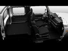 Interiér užitkové verze Suzuki Jimny, auto bude mít nákladový prostor o objemu 863 litrů.