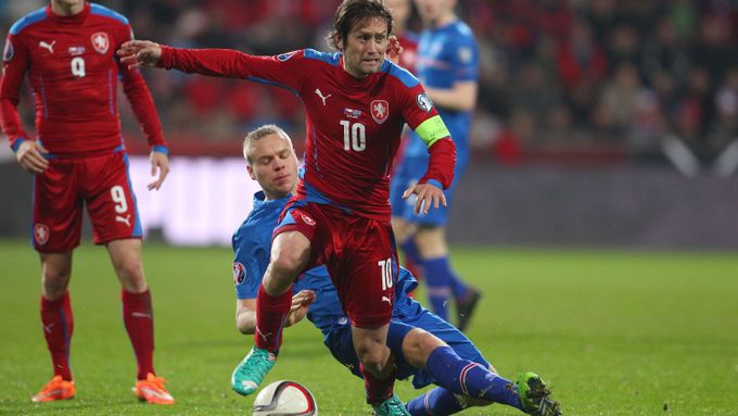 Tomáš Rosický odehrál proti Islandu skvělý zápas. A co ostatní?