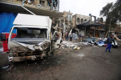 K pondělnímu výbuchu v Bagdádu se přihlásil Islámský stát. Zahynulo při něm 27 lidí