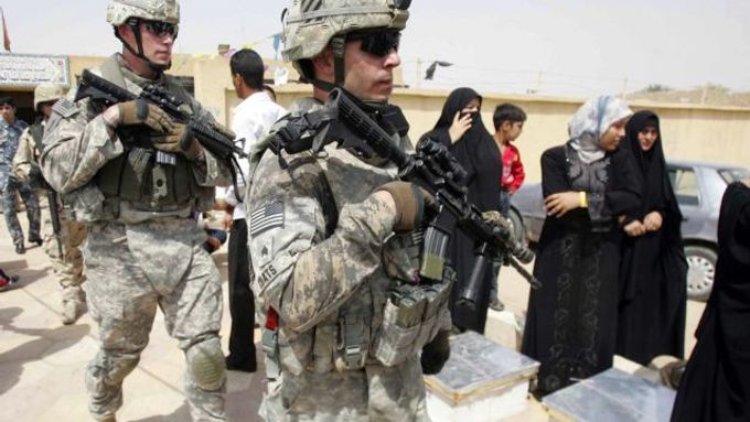 Bez amerických vojáků to zatím v Iráku nejde.