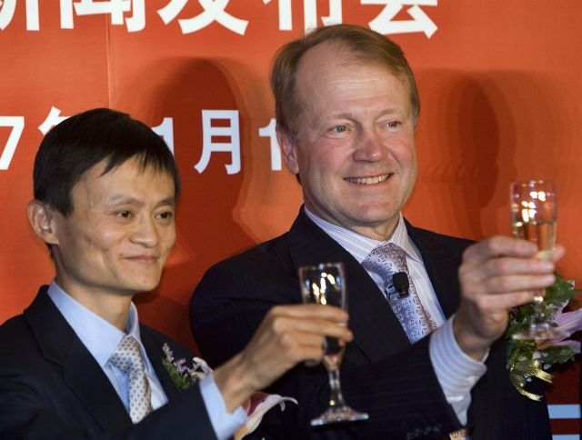 John Chambers (Cisco) a Jack Ma (Alibaba Group)
