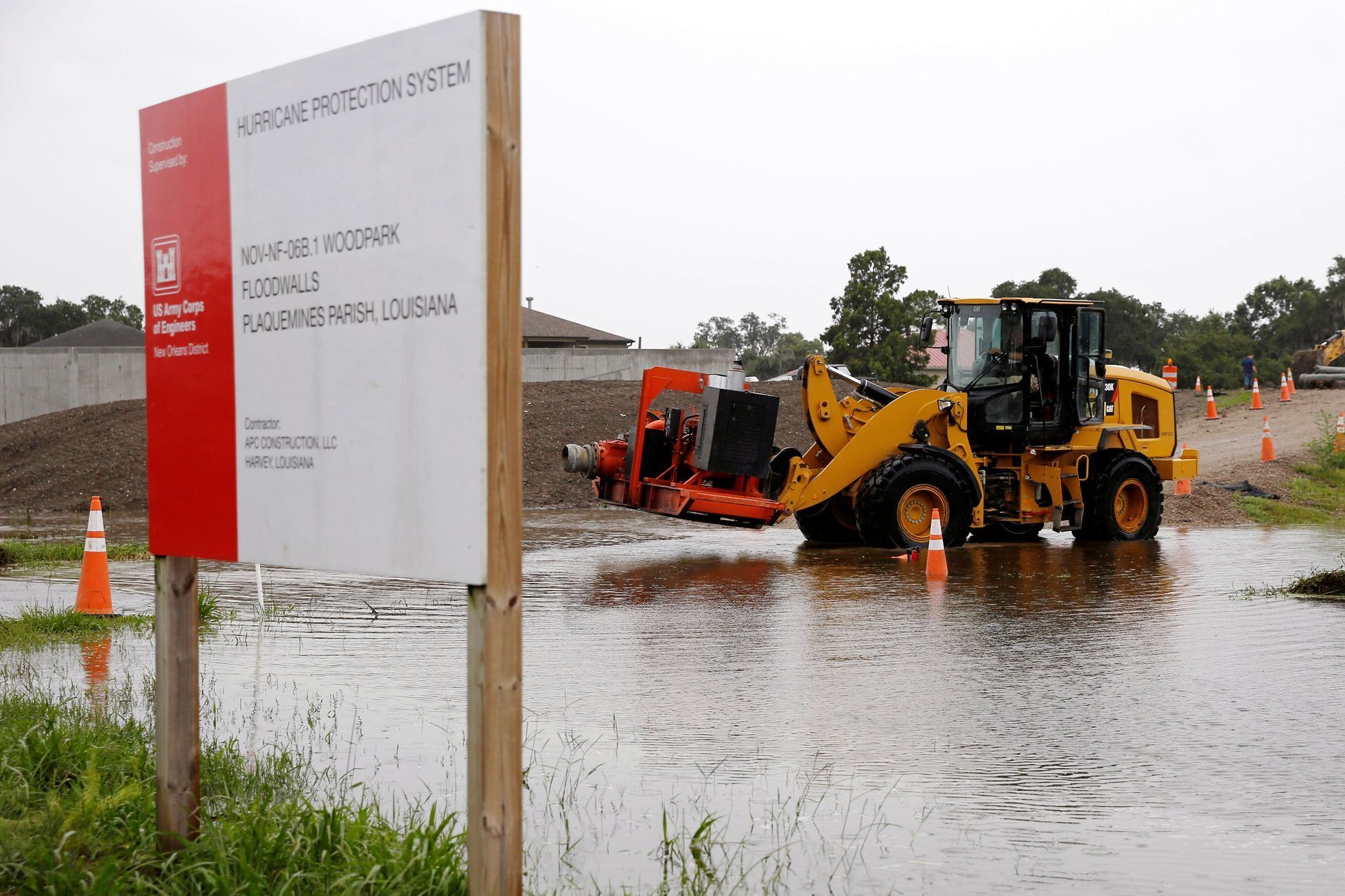 Tropická bouře Barry způsobila v Louisianě záplavy.