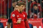 Müller dvěma góly poslal Bayern do finále Německého poháru