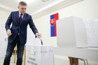 Konec mocenského kralování Fica. Slovensko směřuje k předčasným volbám, píše tisk