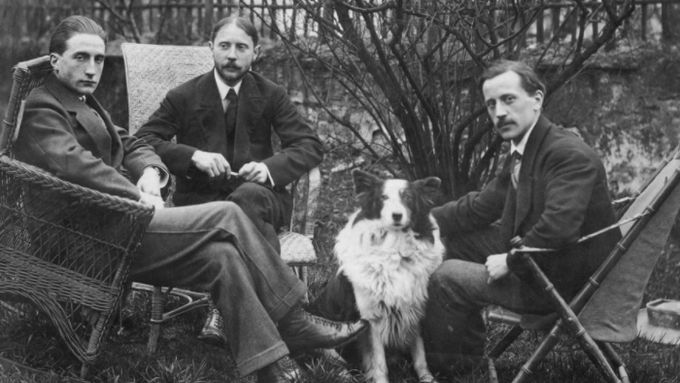 Bratři Duchampové na zahradě v Puteaux mezi lety 1910 až 1914.