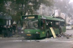 Explozi v autobusu v Jerevanu způsobila bomba, oznámila policie