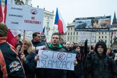 V Česku roste nenávist k muslimům, varuje Amnesty