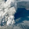Japonsko - vulkán - výbuch