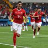 Švýcar Steven Zuber slaví gól v zápase Brazílie - Švýcarsko na MS 2018