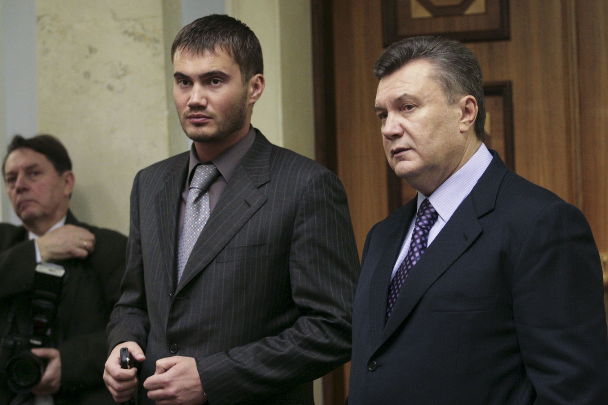 Exprezident Viktor Janukovyč (vpravo) a jeho mladší syn Viktor na archivním snímku.