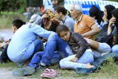 Policie během víkendu zadržela 81 migrantů, počet stoupá