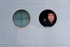 Foto: Potupné loučení. Ruská marína se vrací bez mistralu