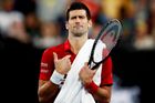 Restart tenisové sezony bez Djokoviče? Srbská hvězda dál odmítá očkování