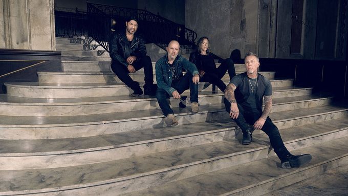Dnešní koncert v O2 areně v půl osmé večer odstartují předskokani, norští Kvelertak. Metallica by měla začít hrát ve 20.45 hodin.
