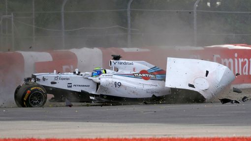 Williams Formula One driver Felipe Massa of Brazil crashes during the Canadian F1 Grand Prix at the Circuit Gilles Villeneuve in Montreal June 8, 2014. REUTERS/Mathieu Be