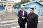 "Vycházím s ním velmi dobře." Trump na "misi Asie", přeje si  potkat vůdce KLDR