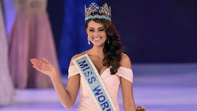 Nejkrásnější dívka světa: Miss World 2014 Rolene Straussová je z Jižní Afriky.