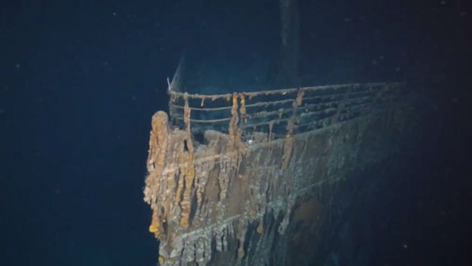 Jedinečné záběry vraku Titaniku v hloubce téměř čtyř kilometrů pod hladinou Atlantského oceánu.