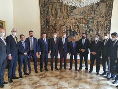 Delegaci afghánských ministrů s Tomio Okamurou a Fawadem Nadrim přijal v Hrzánském paláci i premiér Andrej Babiš (ANO).
