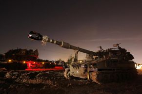 Foto: Mezi Izraelem a Gazou létají rakety. Krvácejí i děti