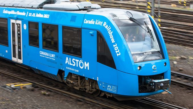Vodíkový vlak Alstom na hlavním nádraží v Praze